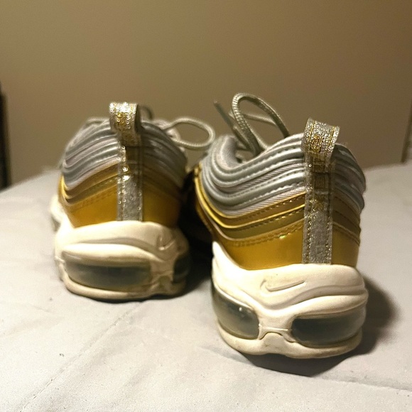 super cute one of a kind custom made nike airmax 97s - Picture 2 of 4